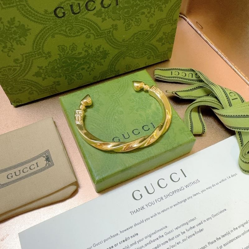 Gvc*1 bracelets